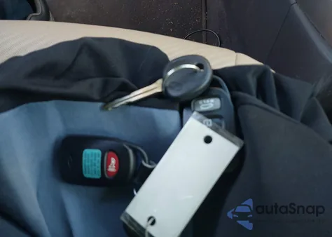 2011 Hyundai Elantra Gls (Ulsan Plant) from USA, damaged, VIN KMHDH4AE7BU120820